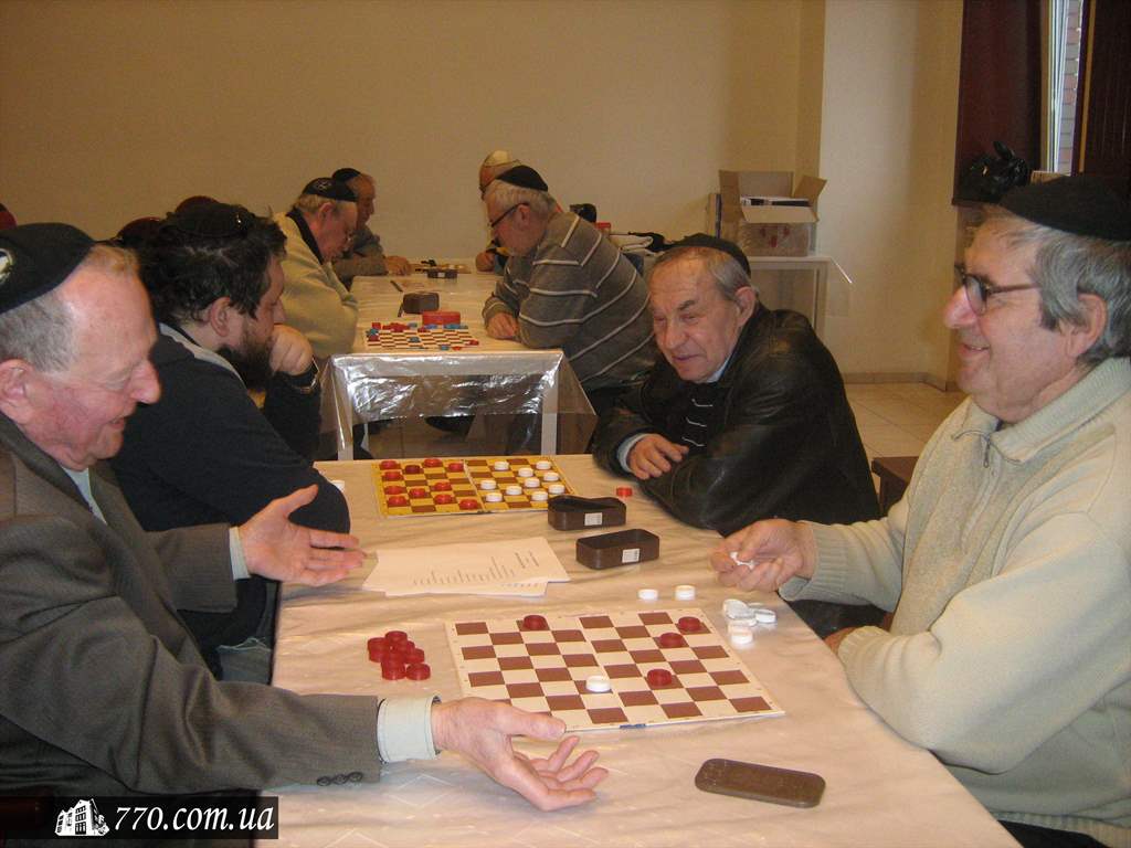 Любительский турнир по шашкам в Днепродзержинской еврейской общине