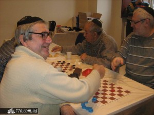 Любительский турнир по шашкам в Днепродзержинской еврейской общине