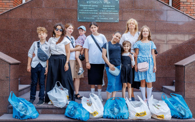Благодійність від JRNU