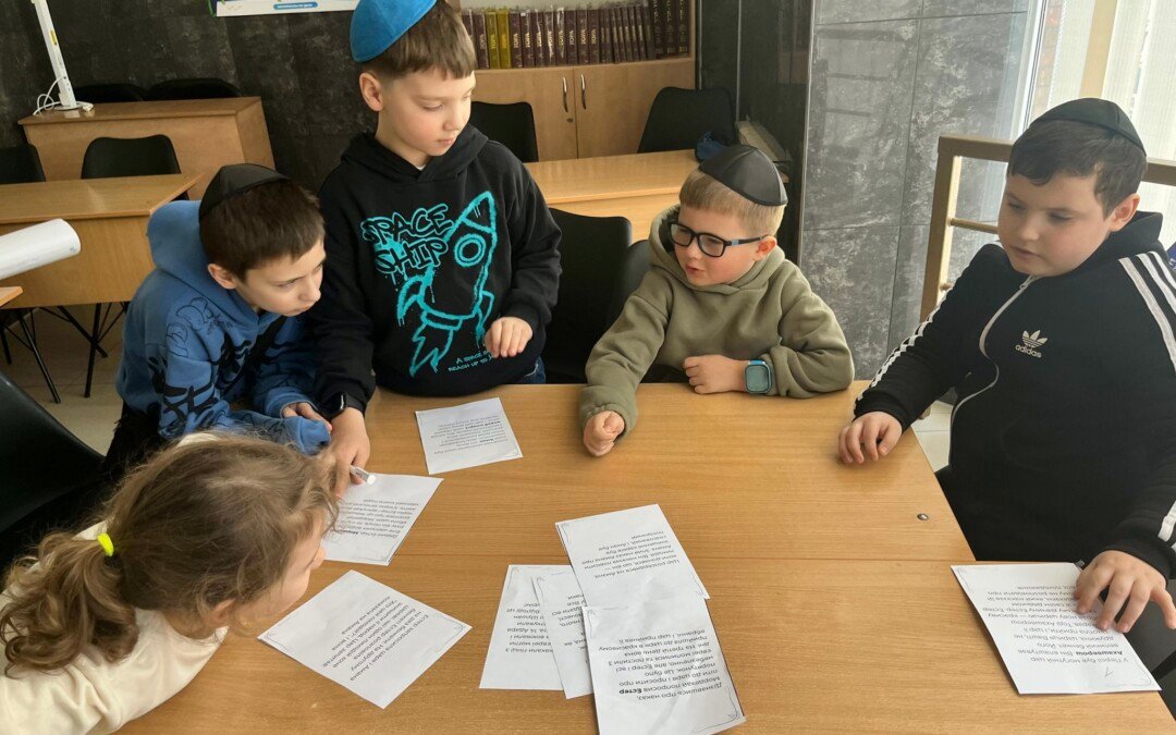 Пурім від “А” до “Я” — ми відновили “Сувій”!