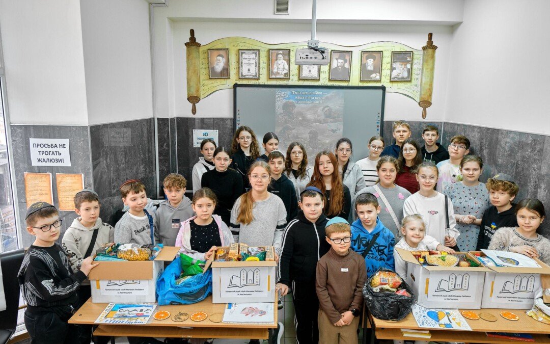 Акція “Війна триває. Підтримай захисників!”