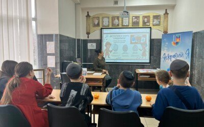 Наші руки — міст між тілом та душею